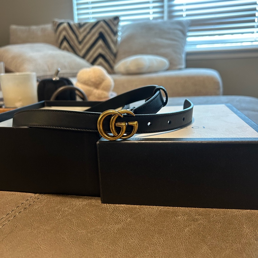 Gucci Black Leather Belt with Iconic GG Buckle